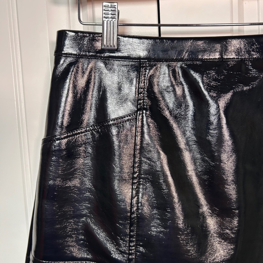 Faux Leather Mini Skirt Womens‎ Medium Size 6-8 Black High Shine Pockets A-Line - Picture 6 of 9